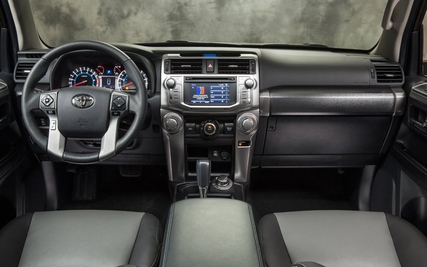 Toyota Hilux Surf 2017 SUV Drive